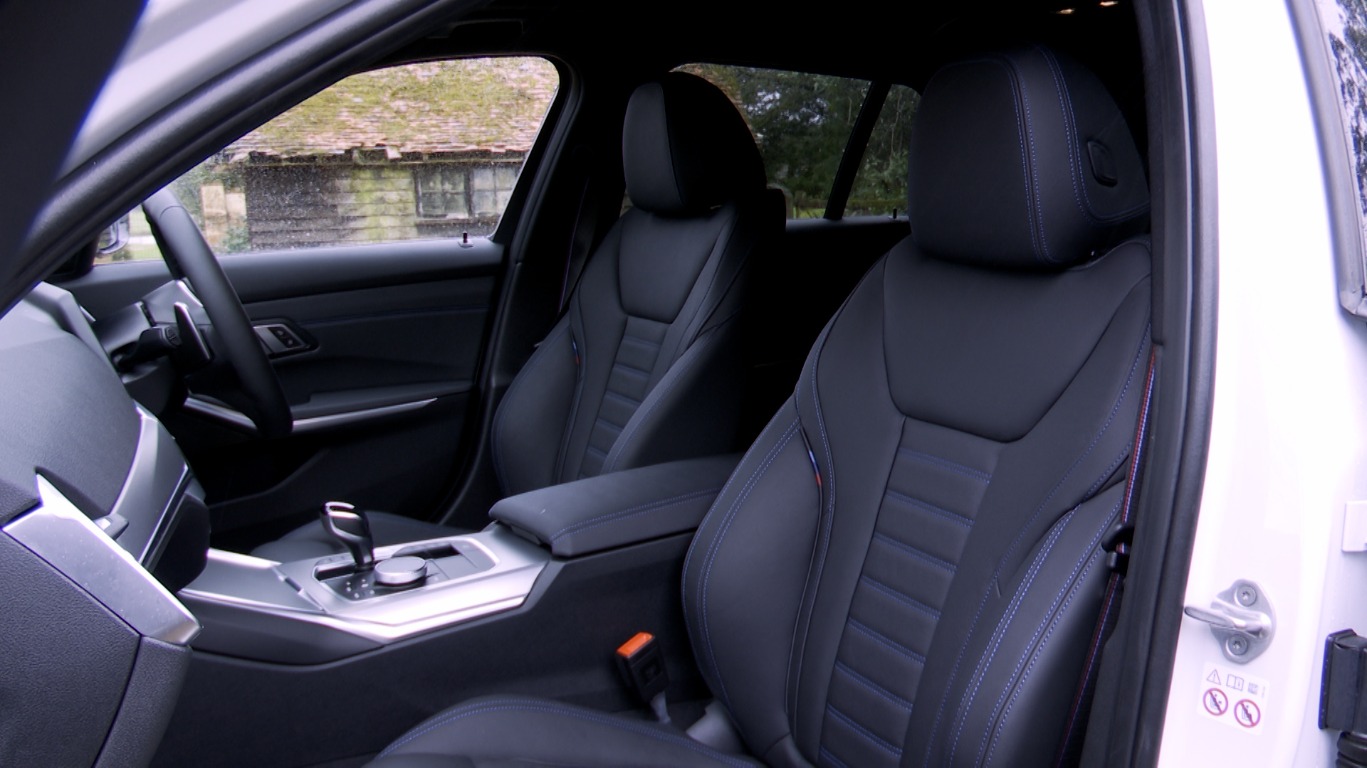BMW 3 SERIES TOURING 320i M Sport Pro 5dr Step Auto [Tech Pack]